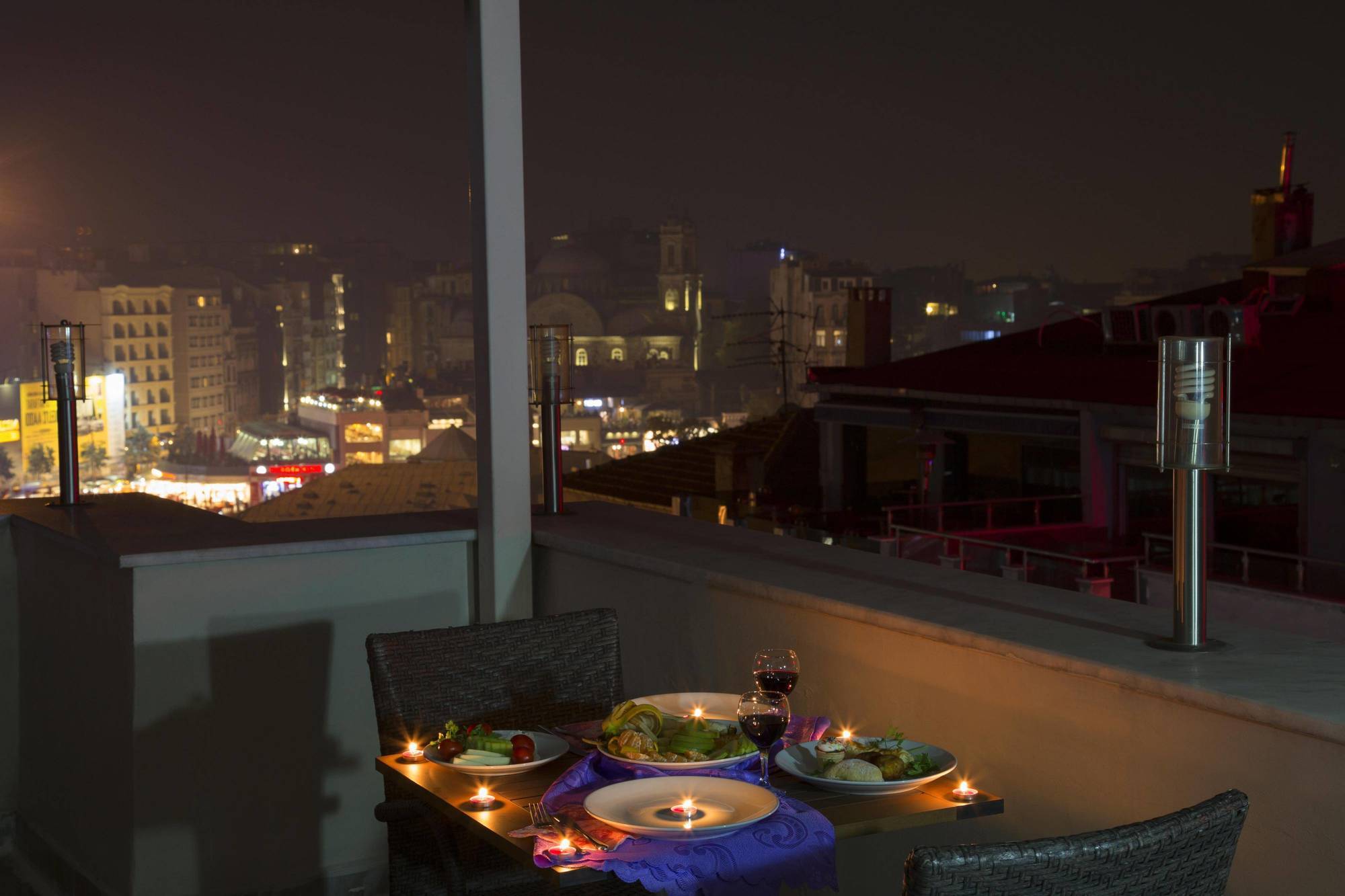 Grand Zentrum Hotel & Cafe Restaurant - Taksim Square Isztambul Kültér fotó