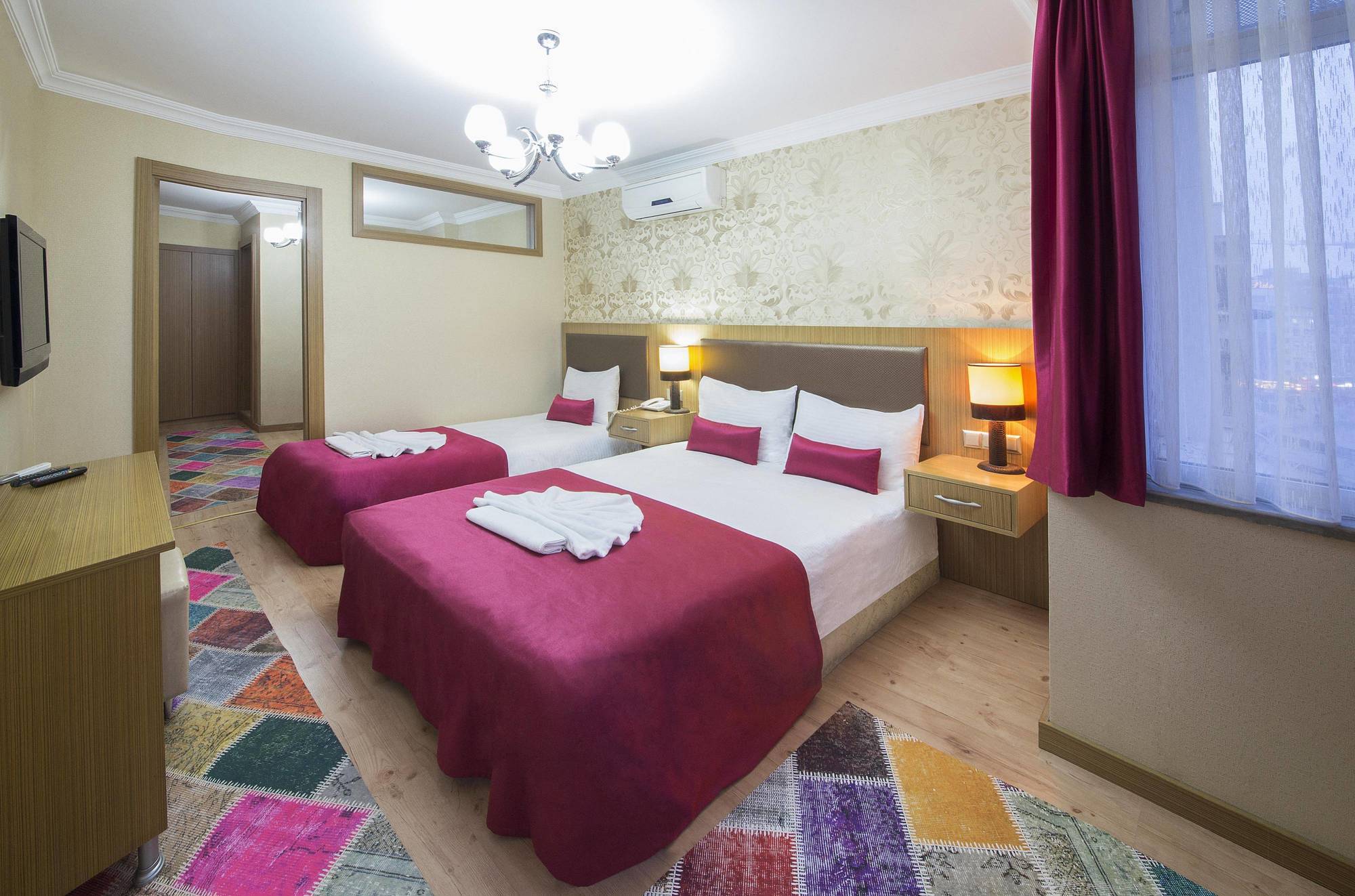 Grand Zentrum Hotel & Cafe Restaurant - Taksim Square Isztambul Kültér fotó