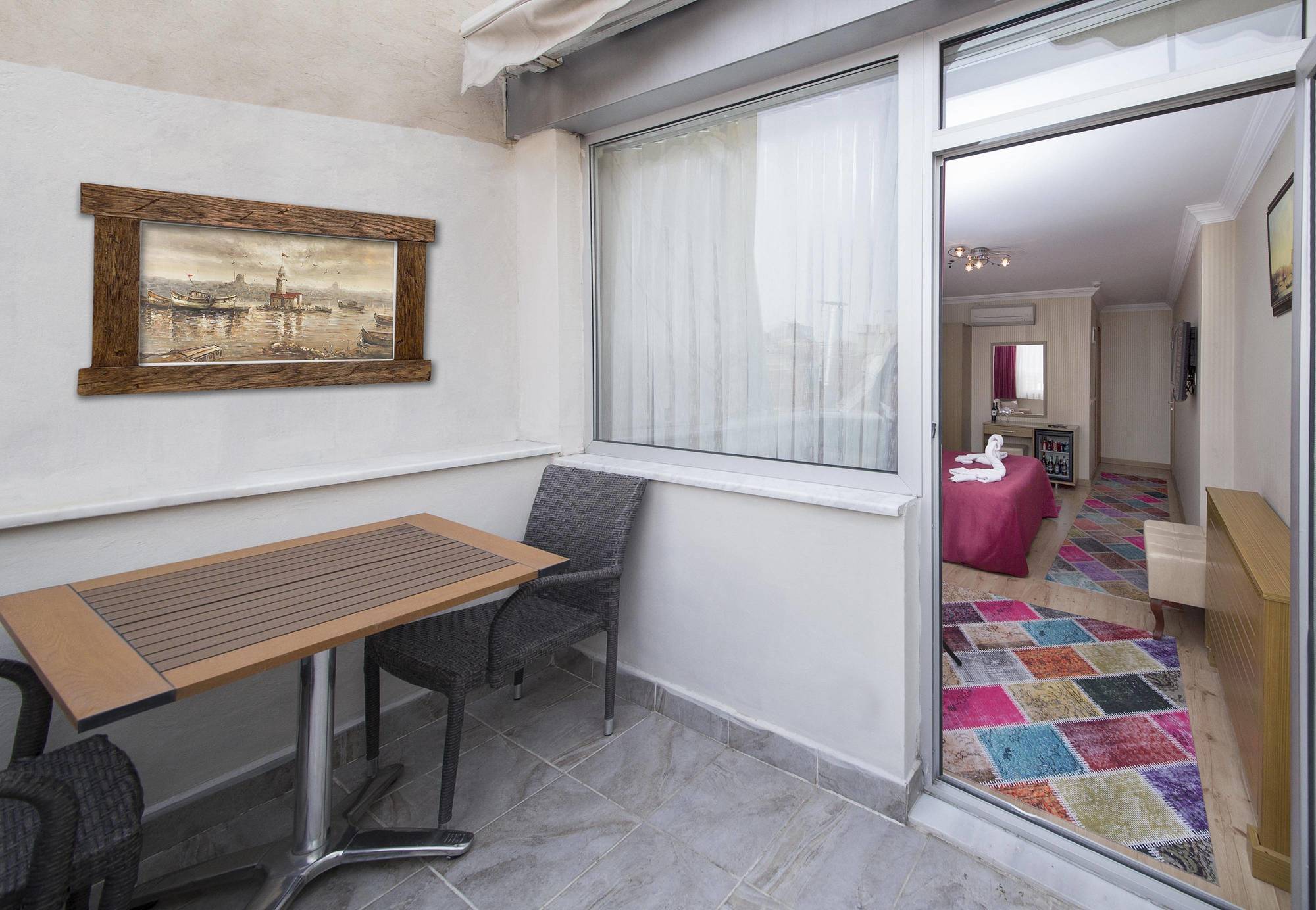 Grand Zentrum Hotel & Cafe Restaurant - Taksim Square Isztambul Kültér fotó