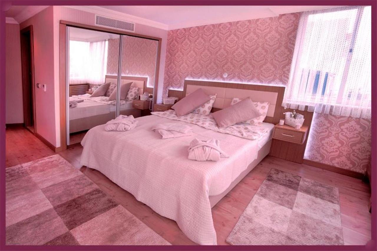 Grand Zentrum Hotel & Cafe Restaurant - Taksim Square Isztambul Kültér fotó